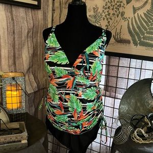 NWOT Tropical St John’s Bay One Piece Swimsuit Size 24W